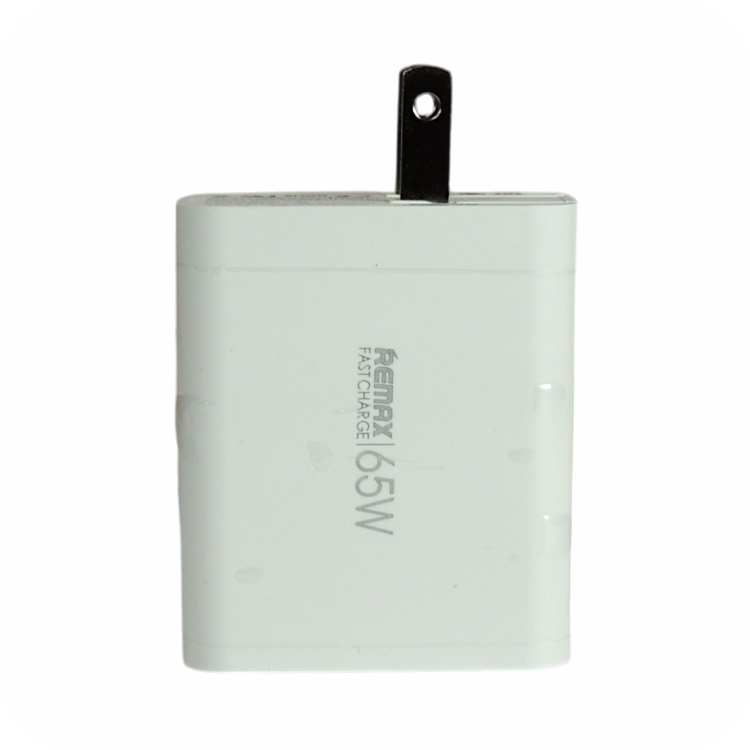 cargador remax blanco de enchufe americano