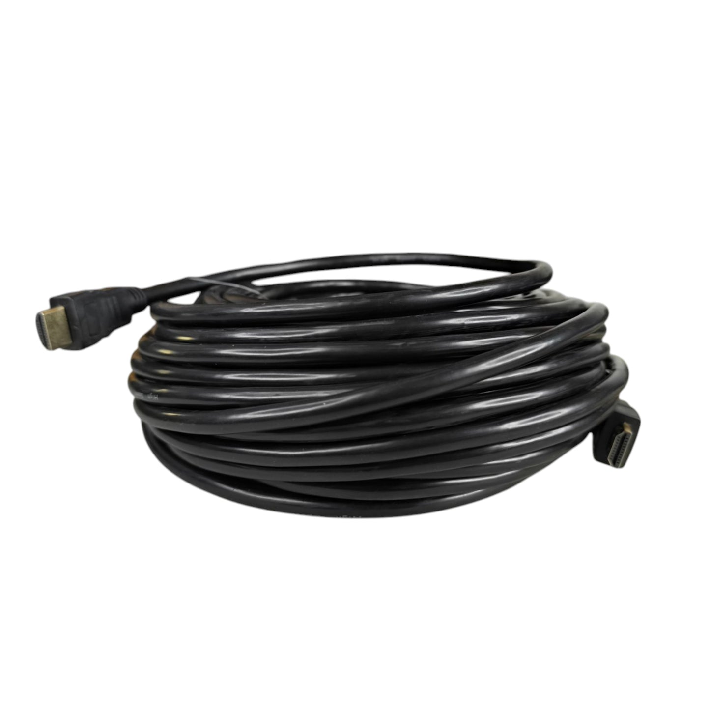 cable HDMI 4k enrollado, fondo blanco