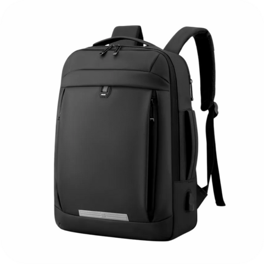morral negro y detalle gris con puerto de carga usb